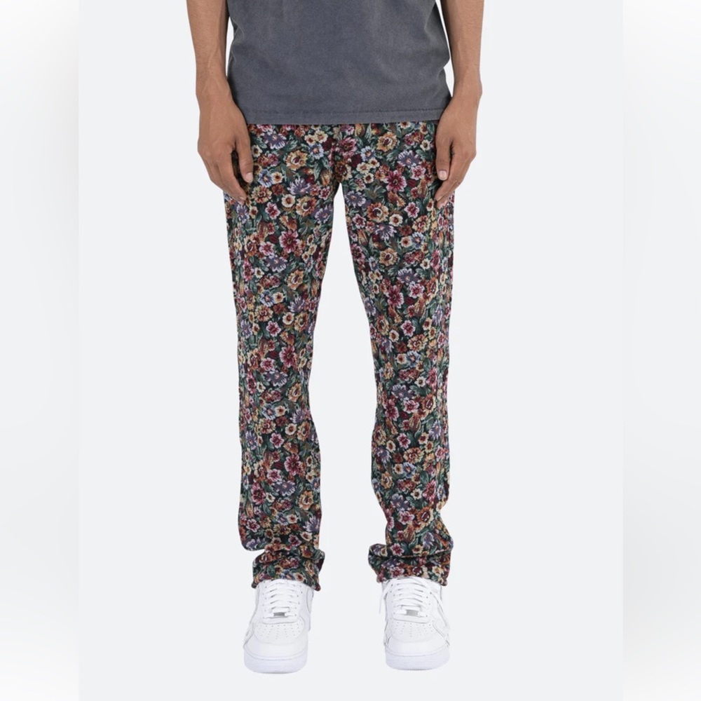 MNML floral baggy denim size 31